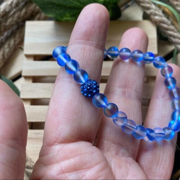 Mystic Sky Blue Aura Quartz Rhinestone Bracelet - Picture 4 of 4